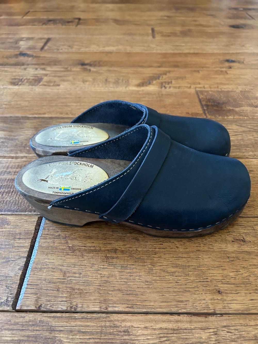 Lotta From Stockholm Wooden Heeled Swedish Clogs Navy Blue Leather Size 37